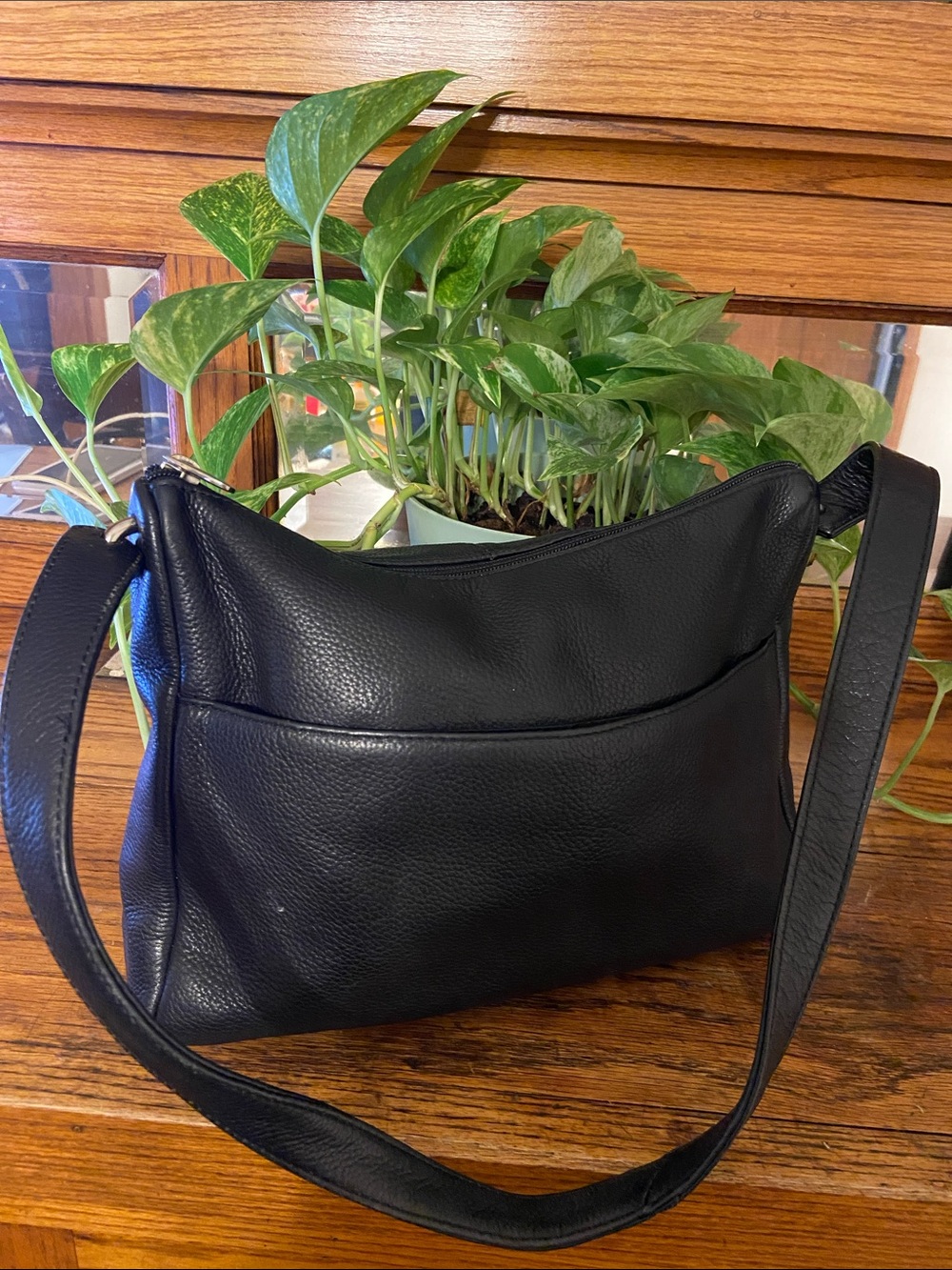 Rolfs Black Leather Shoulder Bag - Sleek Everyday Carry